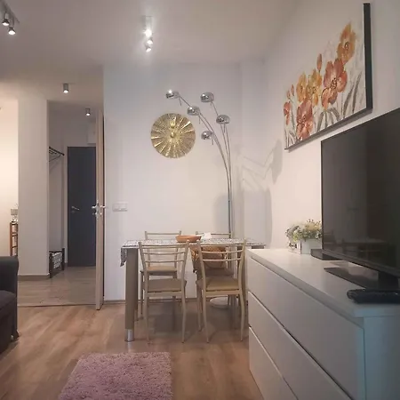 In 54378 Apartment